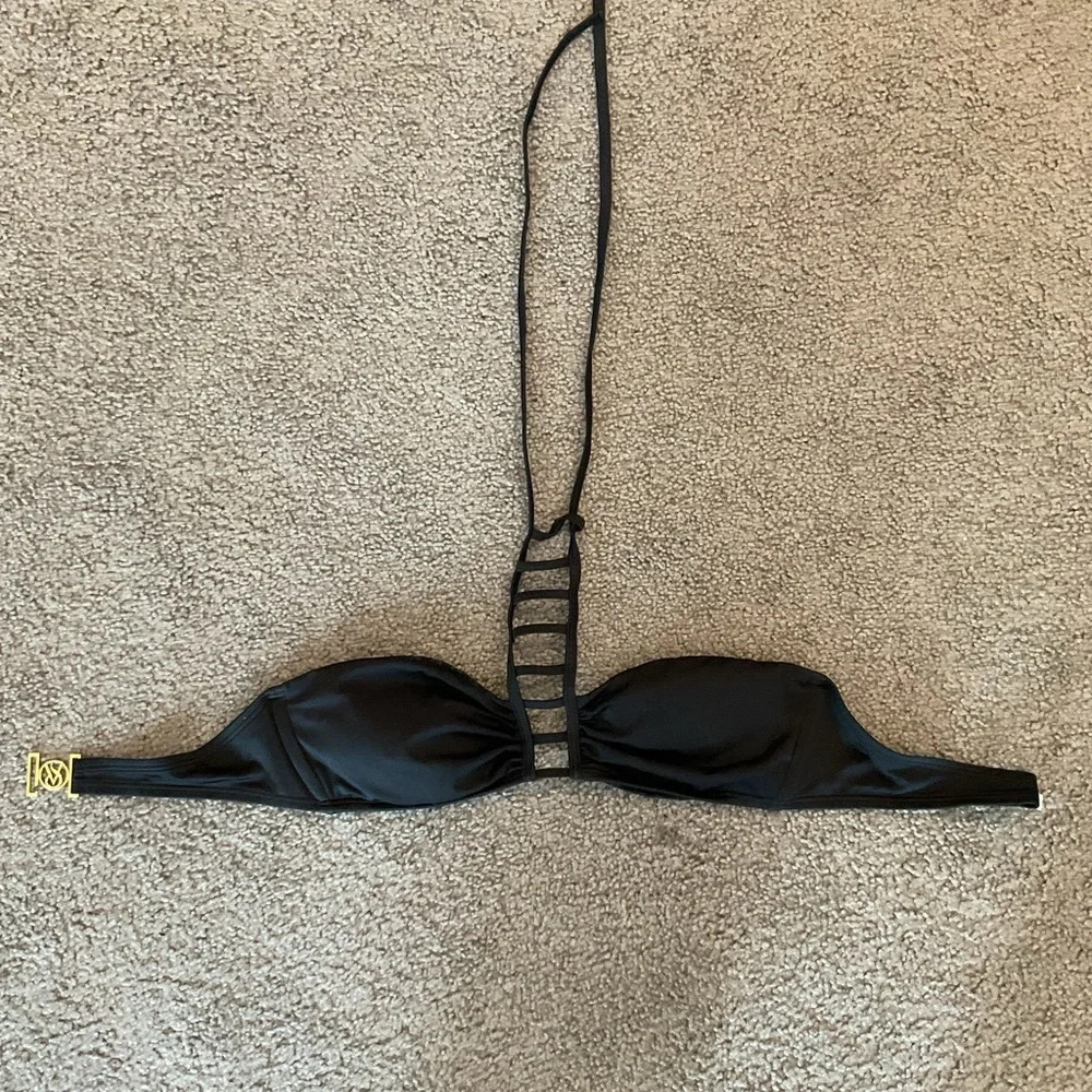 NWOT Victoria’s Secret Vintage Cutout Black Bikini Swimsuit Swim Top y2k sz L